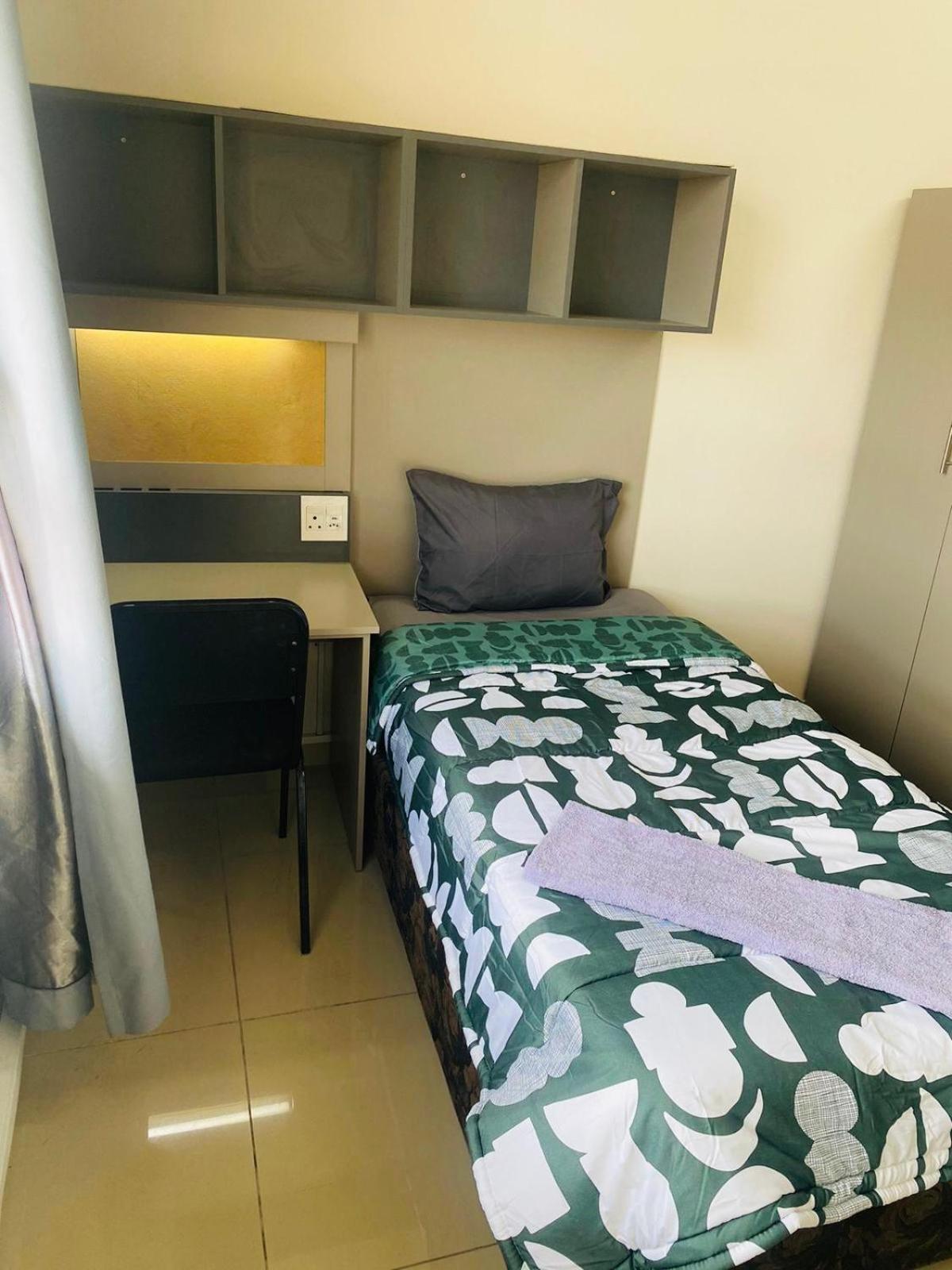 דורבן Victoria Waterfront Lodge מראה חיצוני תמונה